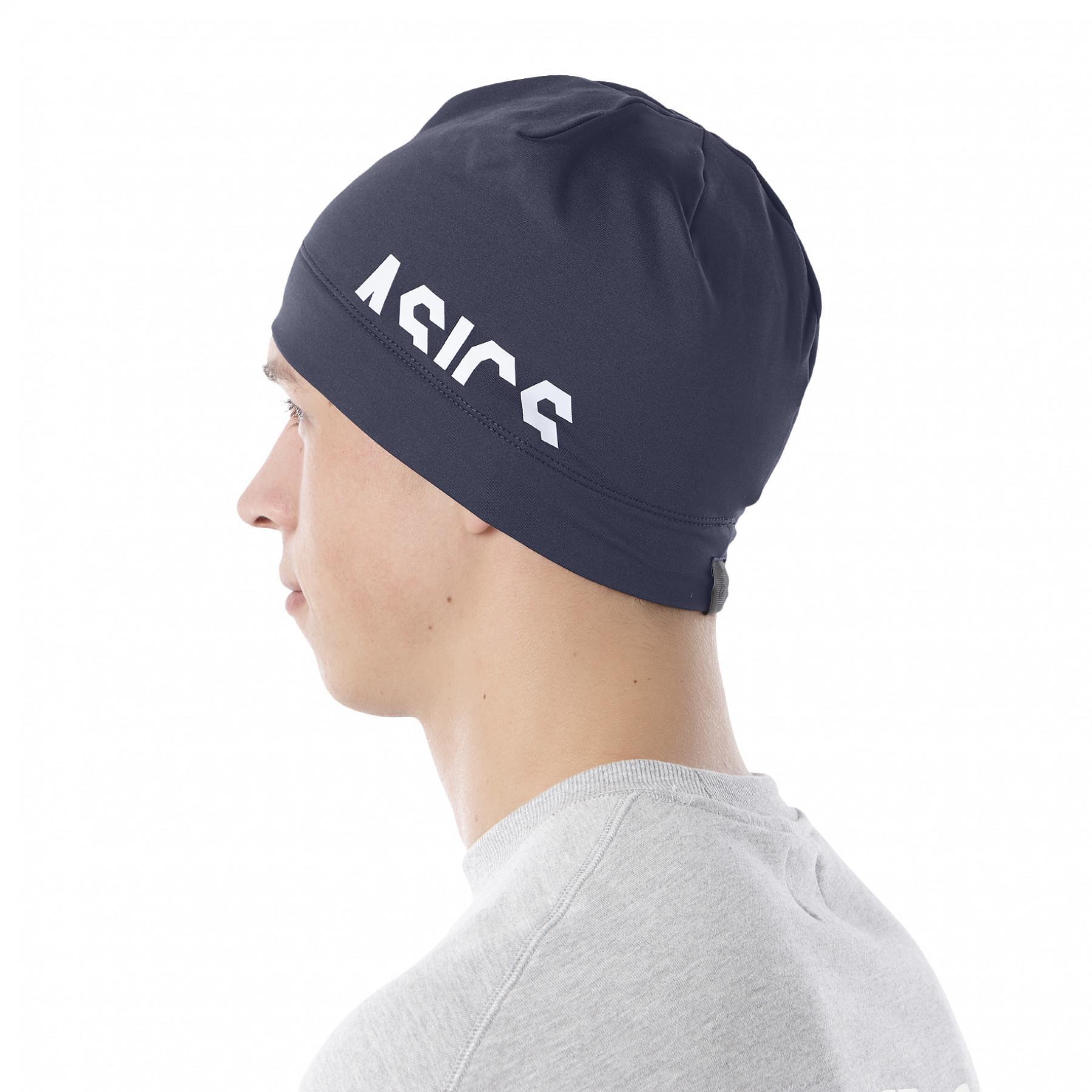 Cappello Asics logo